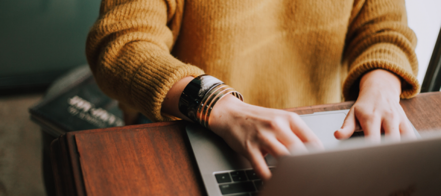 when to apply computer stock image