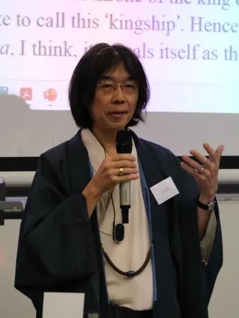 Prof Hiroshi Abe gives presentation